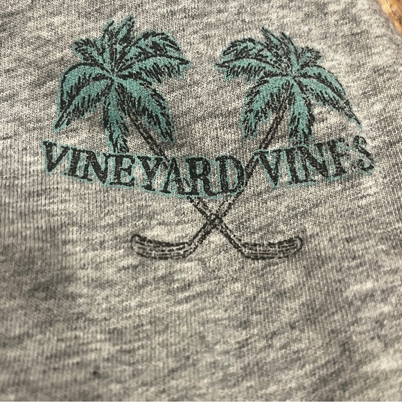 Vineyard Vines Palm Hockey League Men’s Long-Sleeve Tee - Size Small - Picture 2 of 6